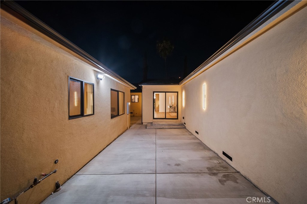 7660 Radford Avenue Property Photo 39