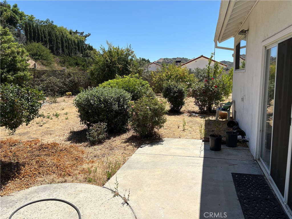 4526 Tenango Property Photo 4