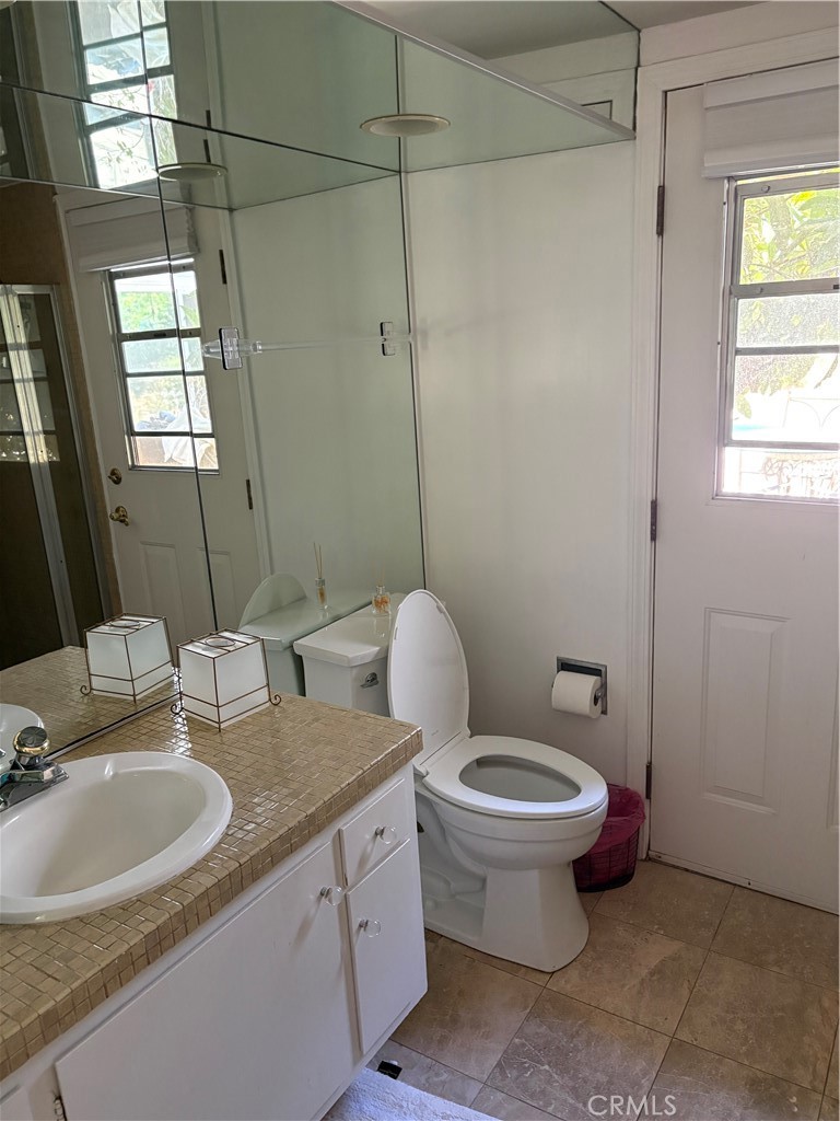 4526 Tenango Property Photo 8