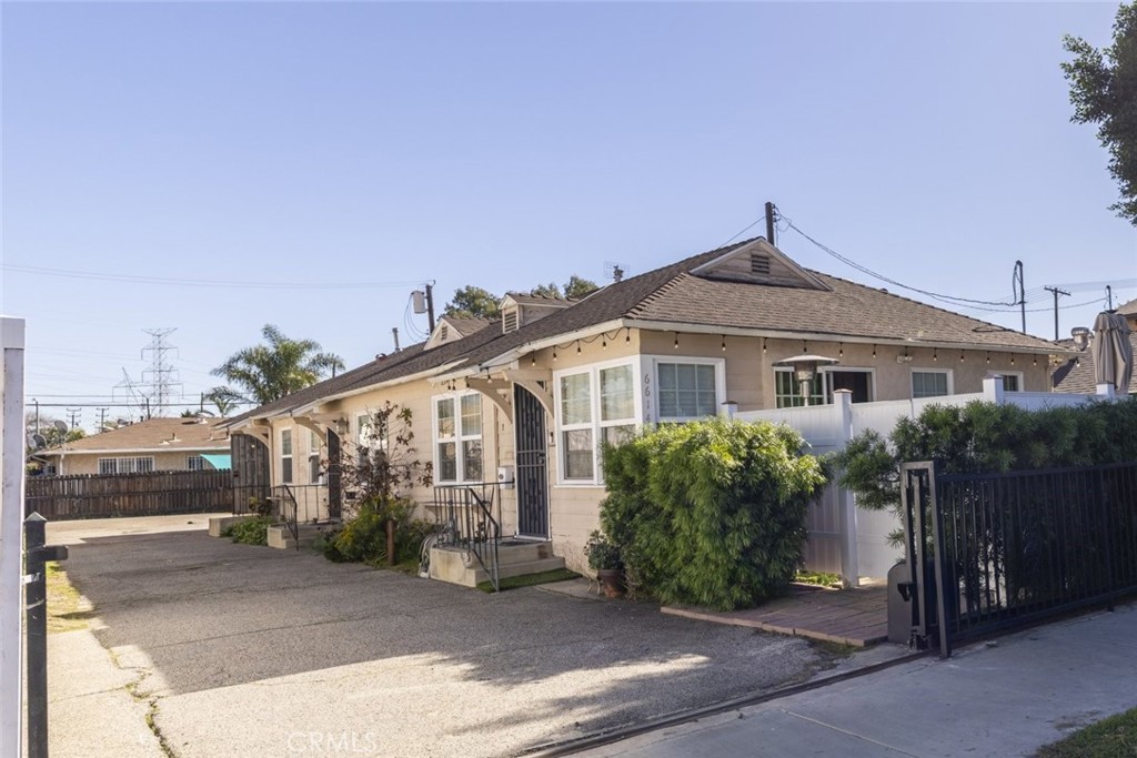 6614 Camellia Avenue Property Photo 11