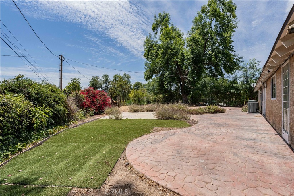 1254 Calle Pimiento Property Photo 17