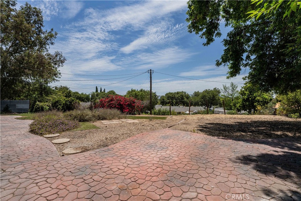 1254 Calle Pimiento Property Photo 18