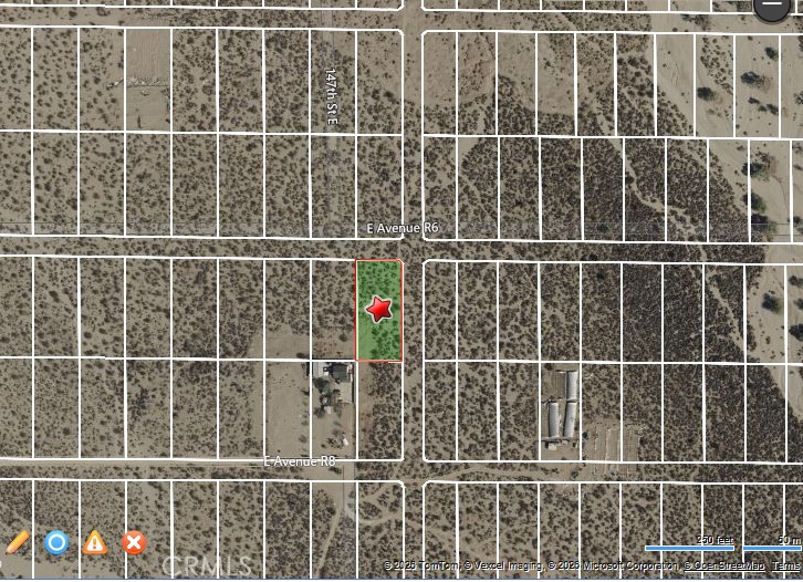 147 Nw Crnr Of R8 Property Photo 2