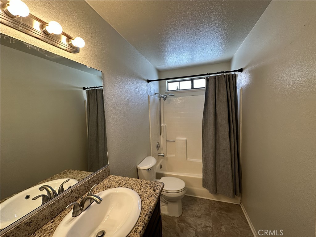 37628 13th E Property Photo 17