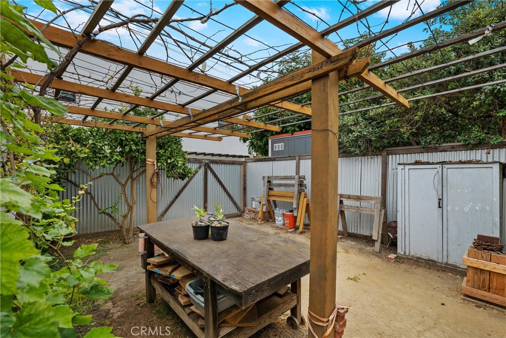 3562 Orange Property Photo 9