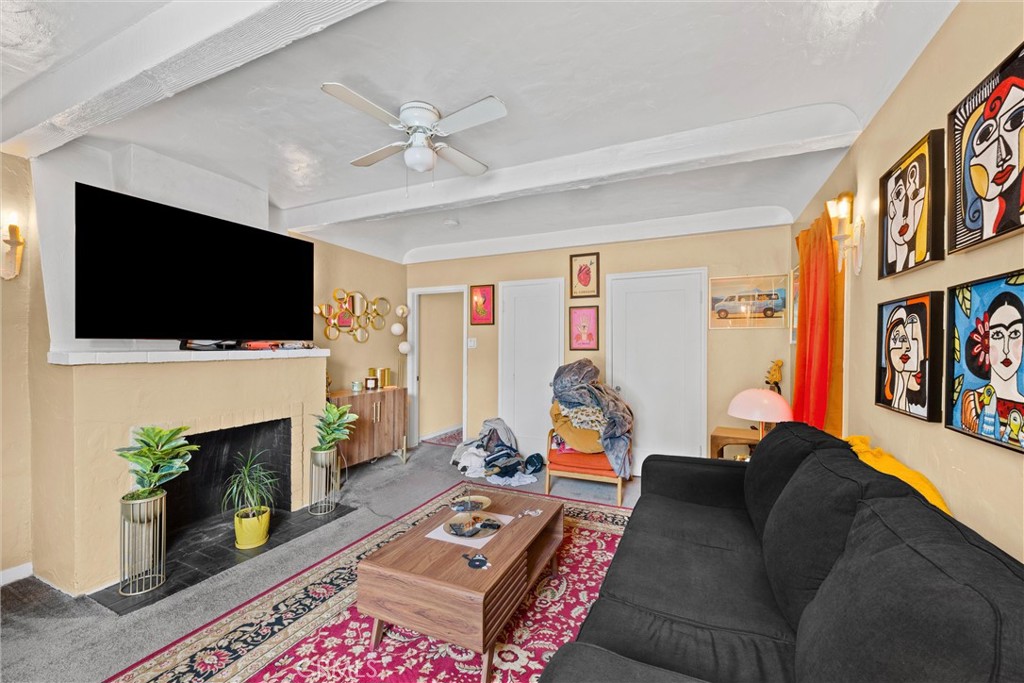 3562 Orange Property Photo 22