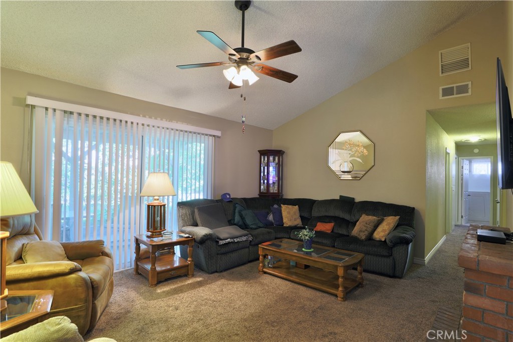 27340 Arriola Avenue Property Photo 11