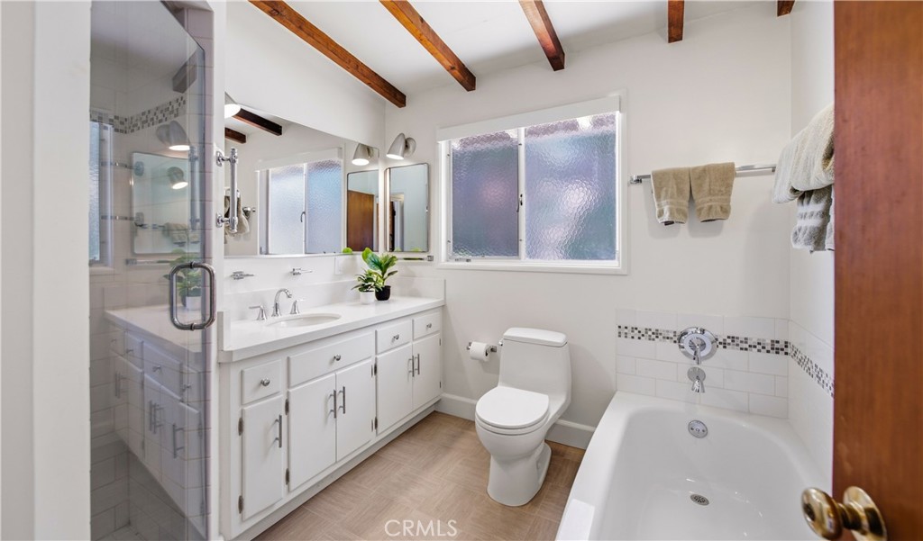 14325 Millbrook Drive Property Photo 12