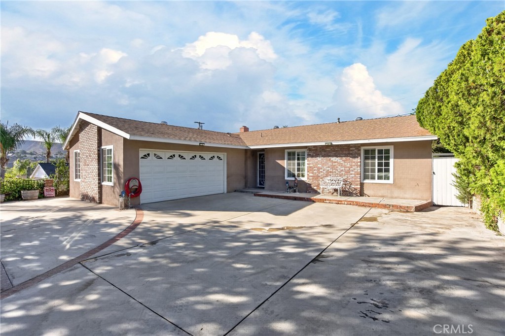 13637 Marchant Property Photo 5