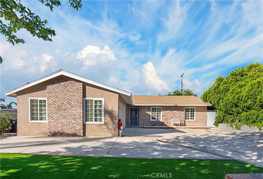 13637 Marchant Property Photo 6