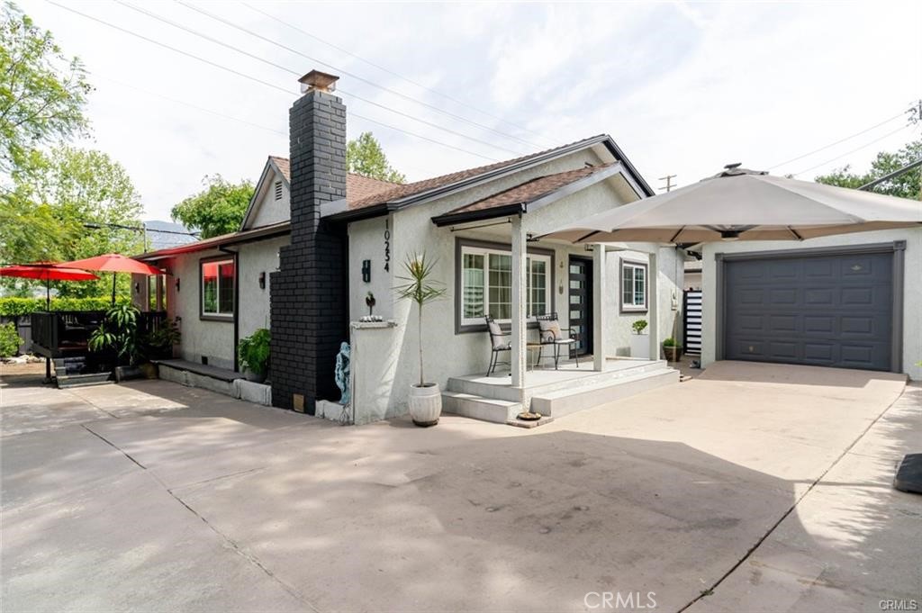 10254 Floralita Avenue Property Photo 1