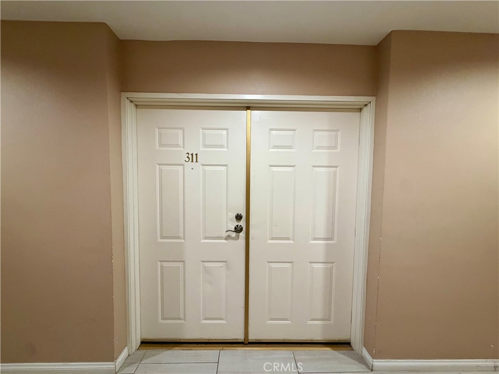 14141 Dickens 311 Property Photo 2