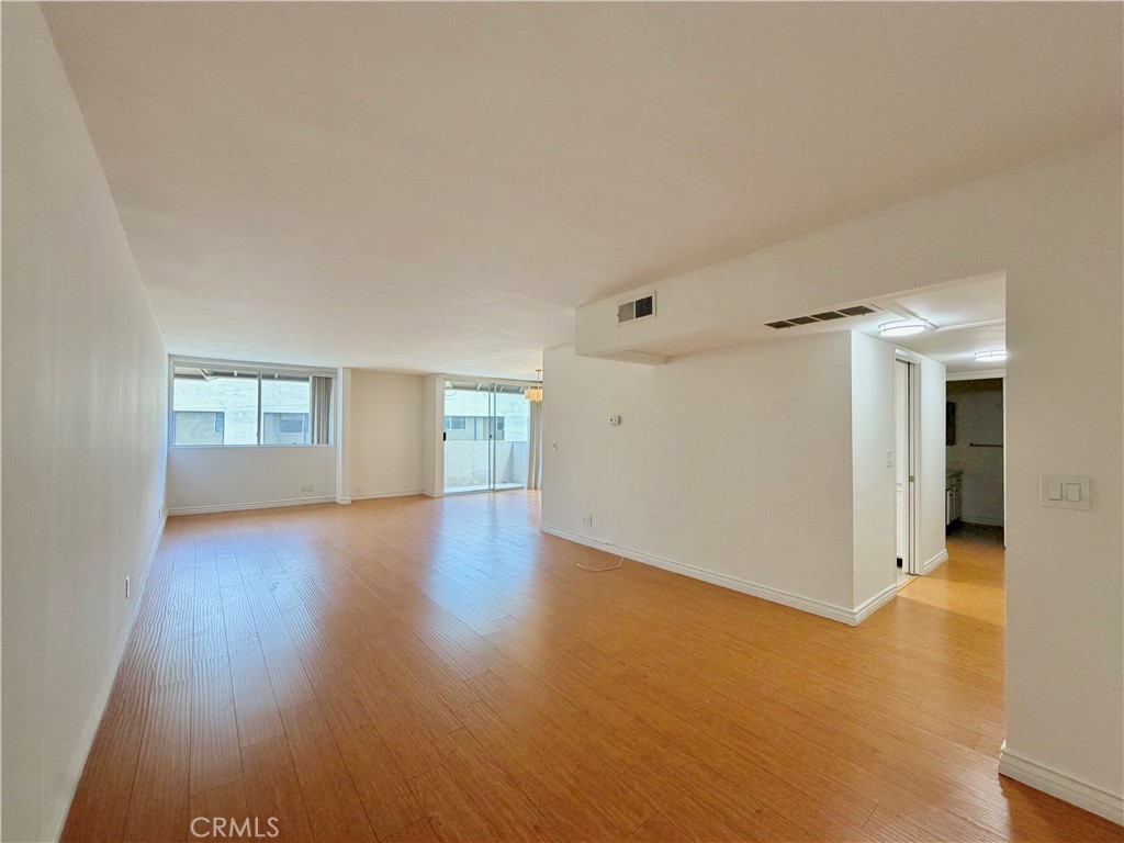 14141 Dickens 311 Property Photo 3
