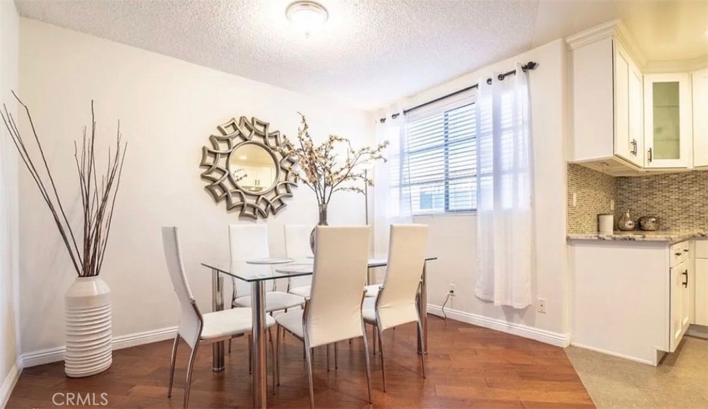 11820 Mayfield 317 Property Photo 5