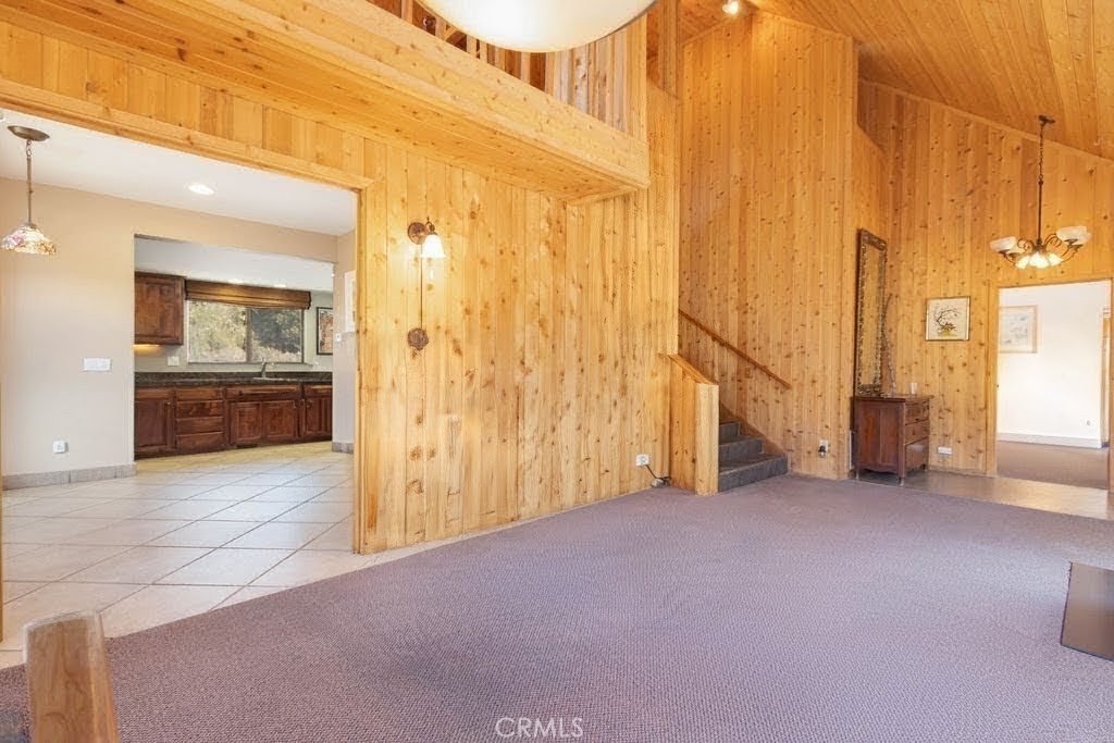 2300 Zermatt Drive Property Photo 7
