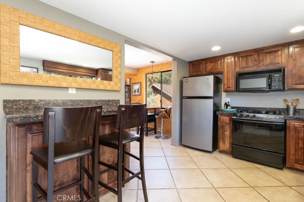 2300 Zermatt Drive Property Photo 11