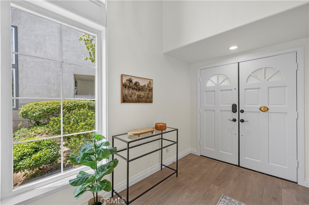 24520 Windsor Drive A Property Photo 6