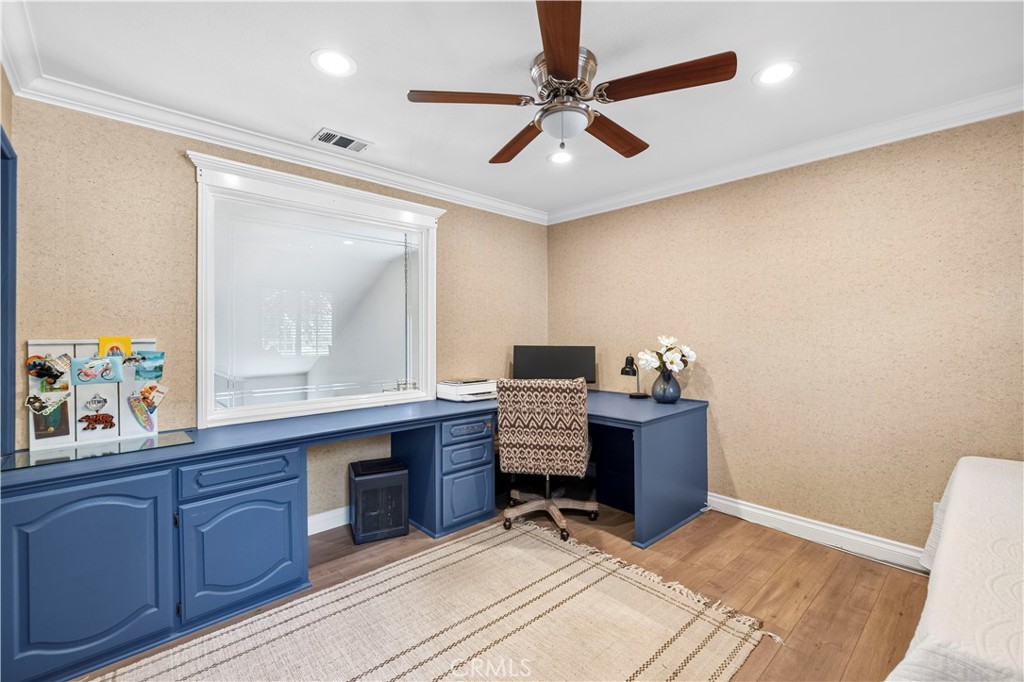 24520 Windsor Drive A Property Photo 31