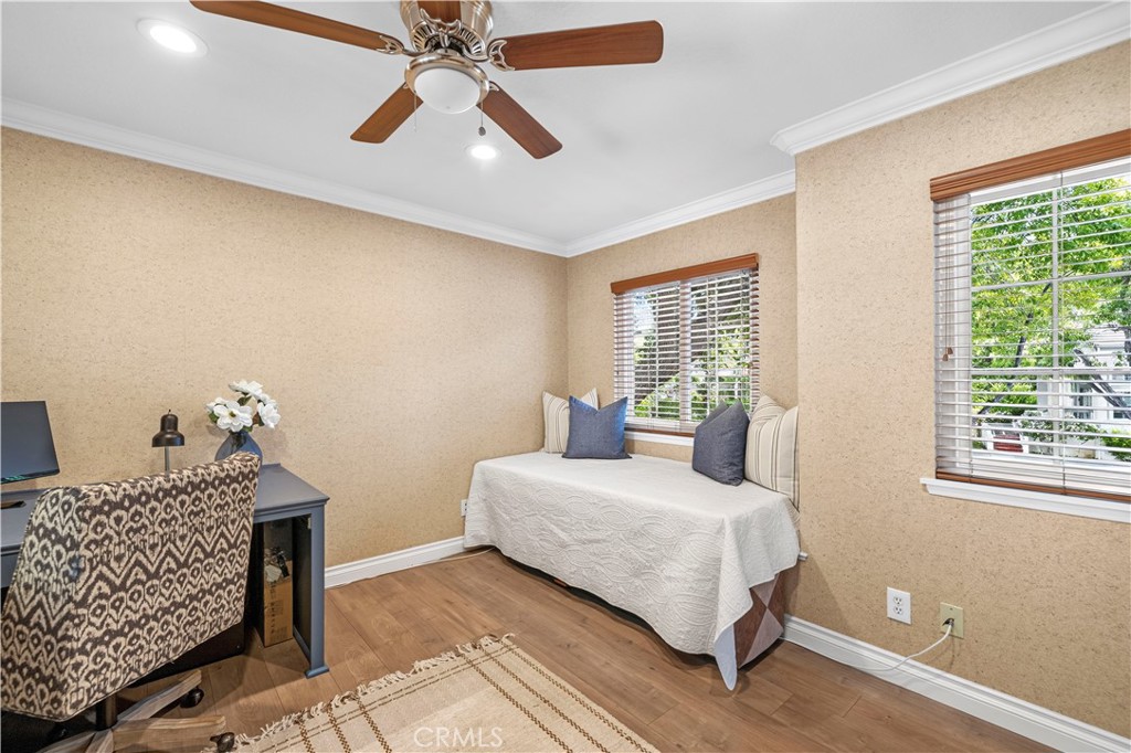 24520 Windsor Drive A Property Photo 32