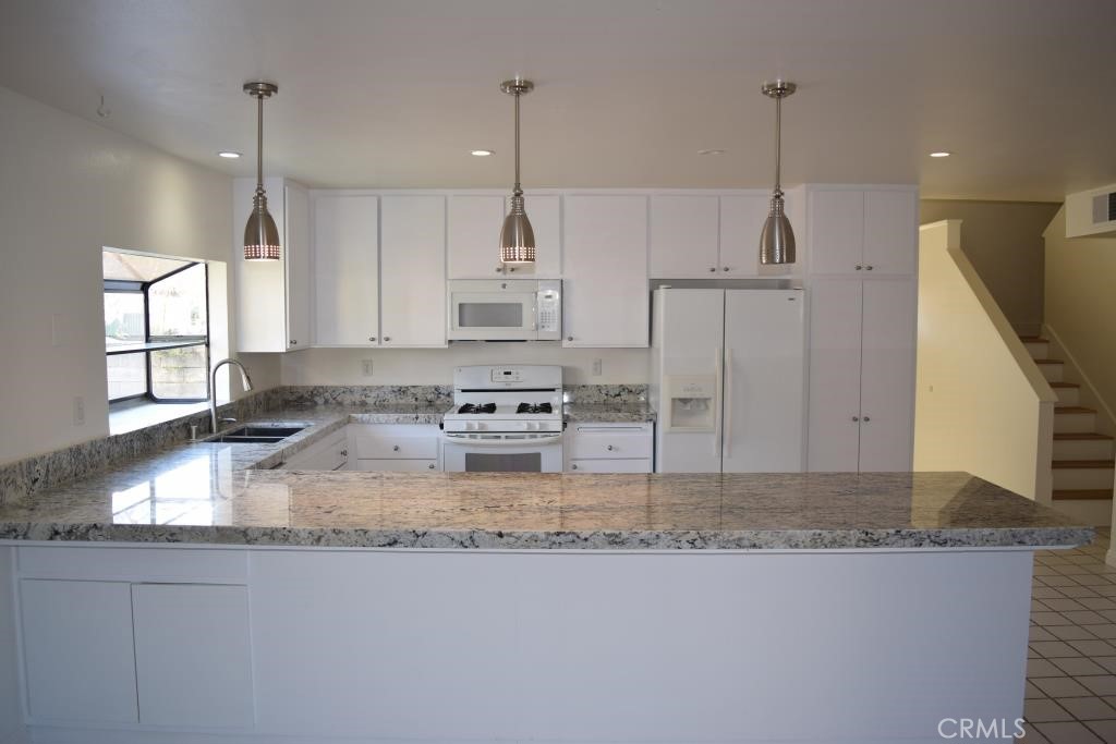 25420 Via Impreso Property Photo 8
