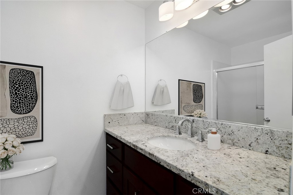 5400 Lindley Avenue 101 Property Photo 11