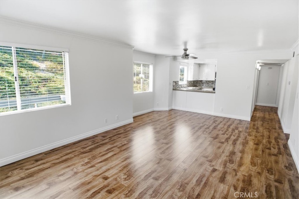 26901 Rainbow Glen Drive 643 Property Photo 3