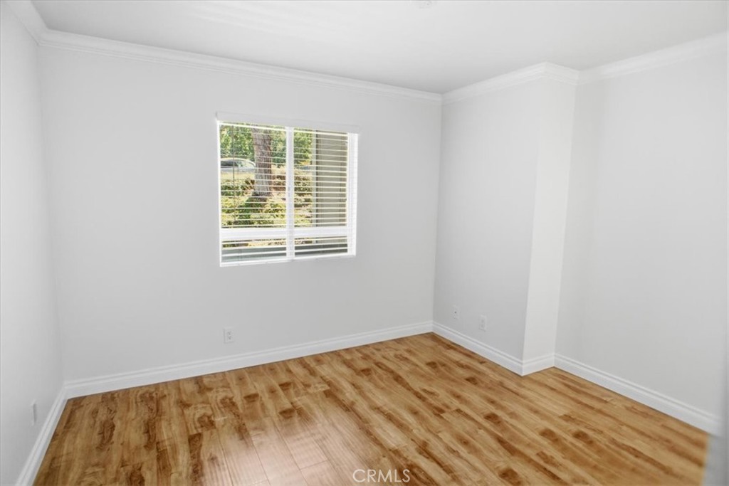 26901 Rainbow Glen Drive 643 Property Photo 15