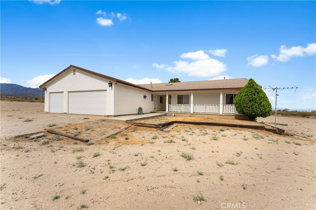 33535 170th E Property Photo 4