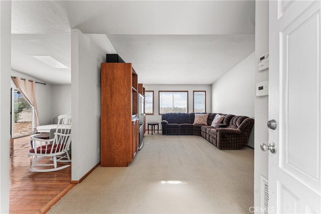 33535 170th E Property Photo 5