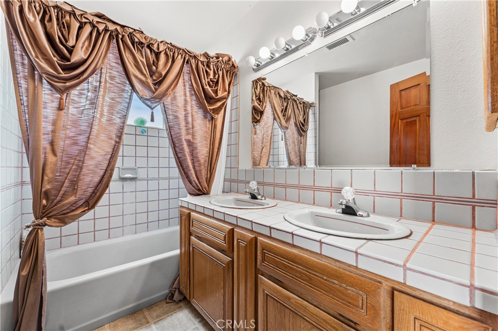 33535 170th E Property Photo 26