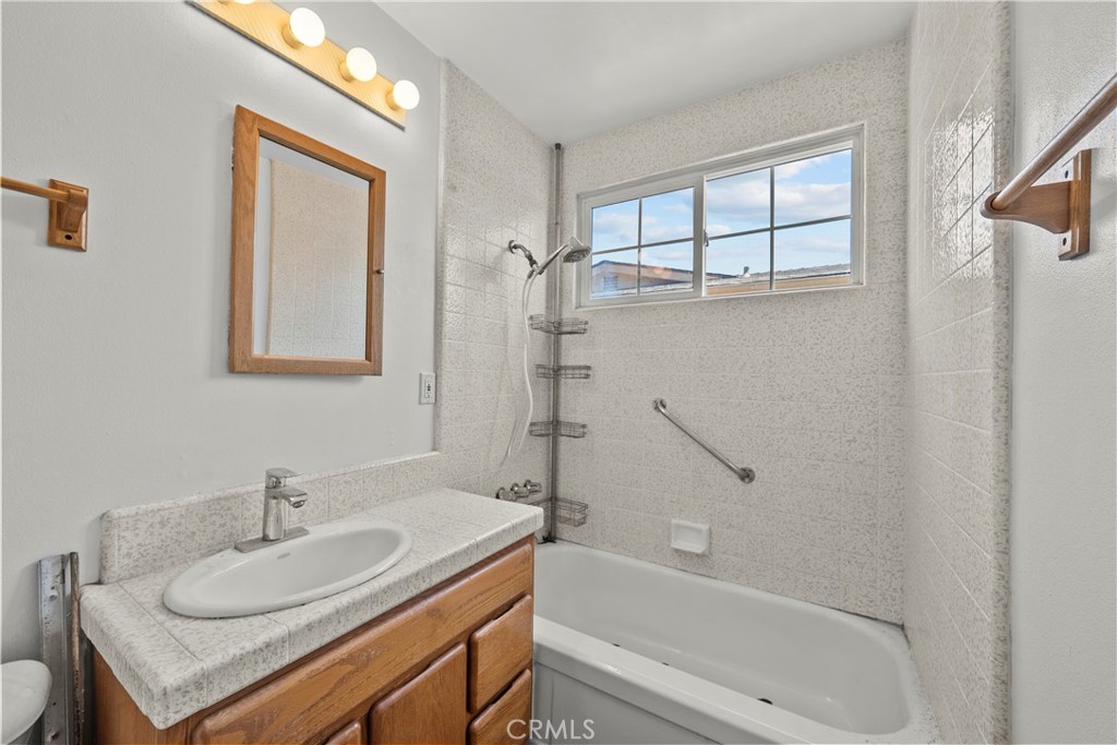 20119 Marilla Street Property Photo 9