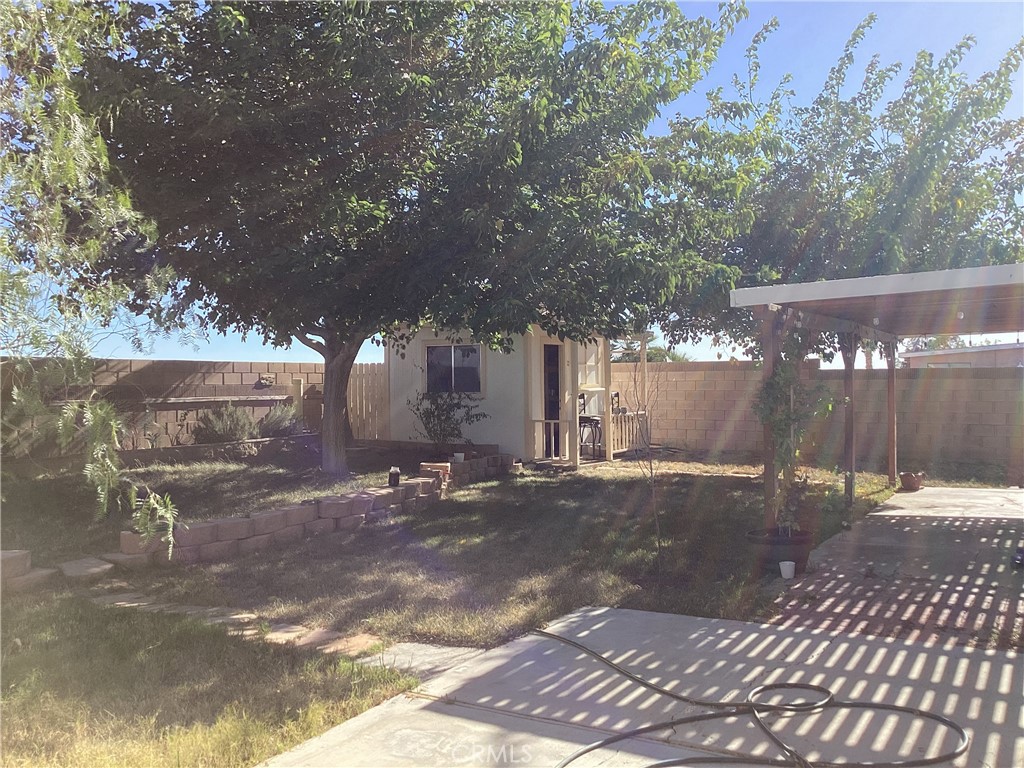 2116 Phlox Property Photo 21