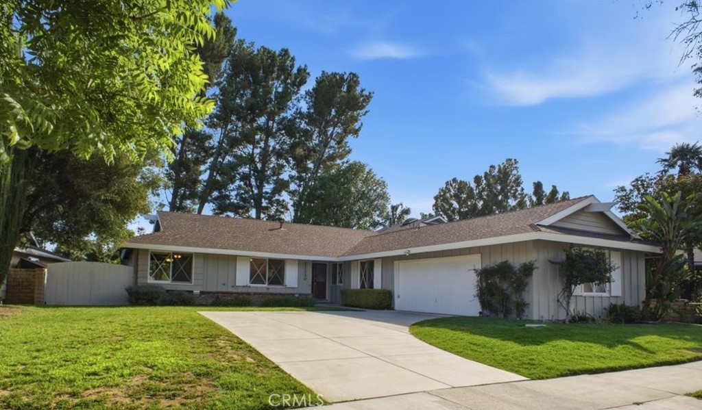 22220 Barbacoa Drive Property Photo 1