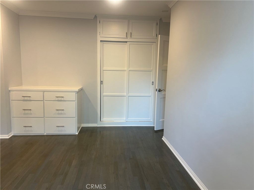 6372 Zelzah Property Photo 17