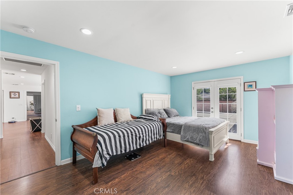 7222 Fallbrook Avenue Property Photo 35