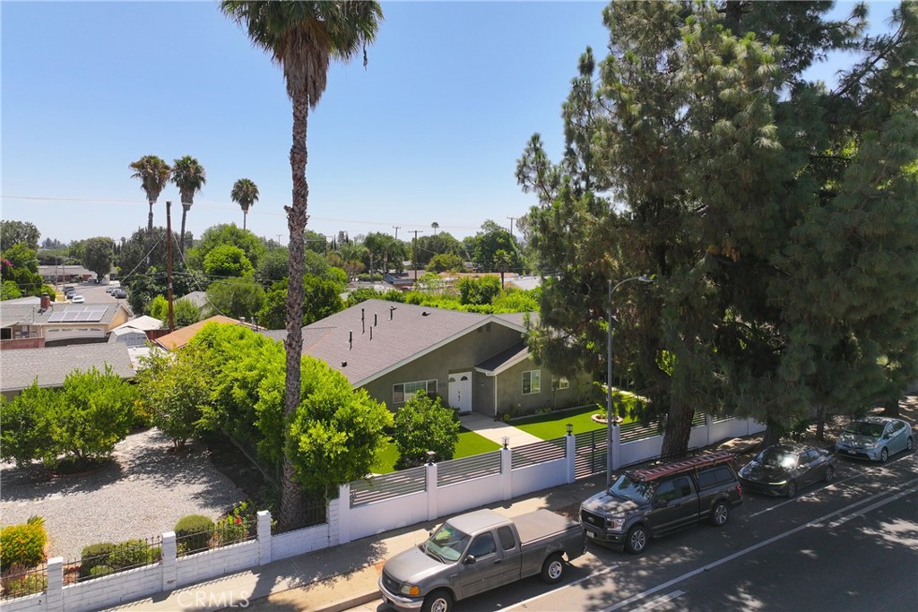 7222 Fallbrook Avenue Property Photo 52