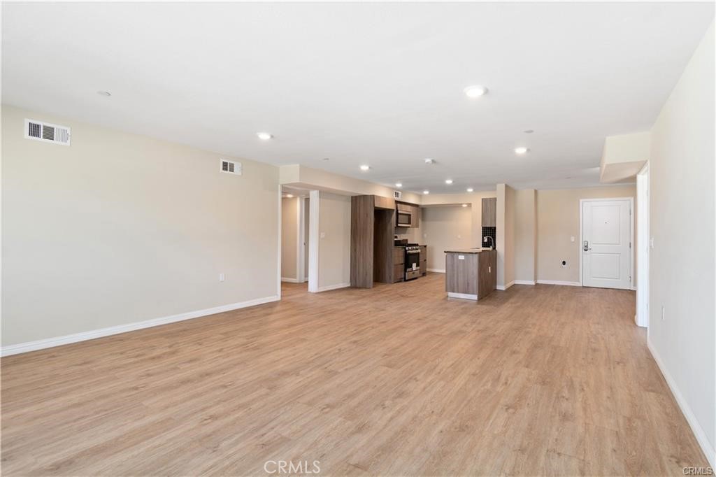 13710 Foothill Property Photo 7