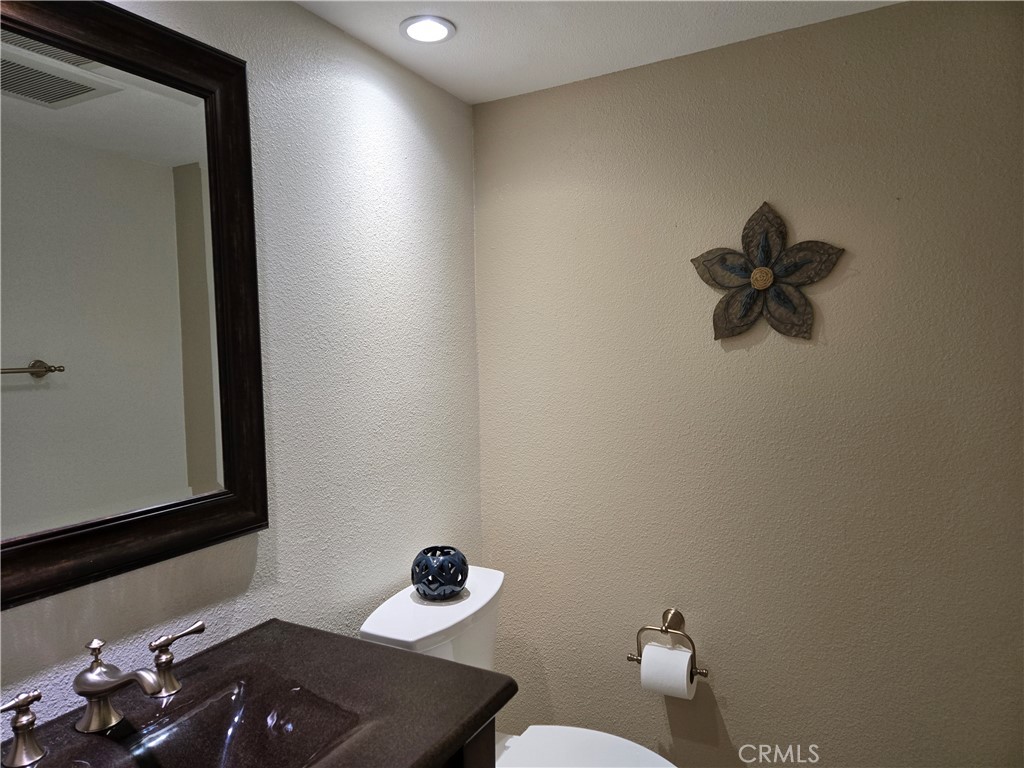 236 Country Club Drive B Property Photo 21