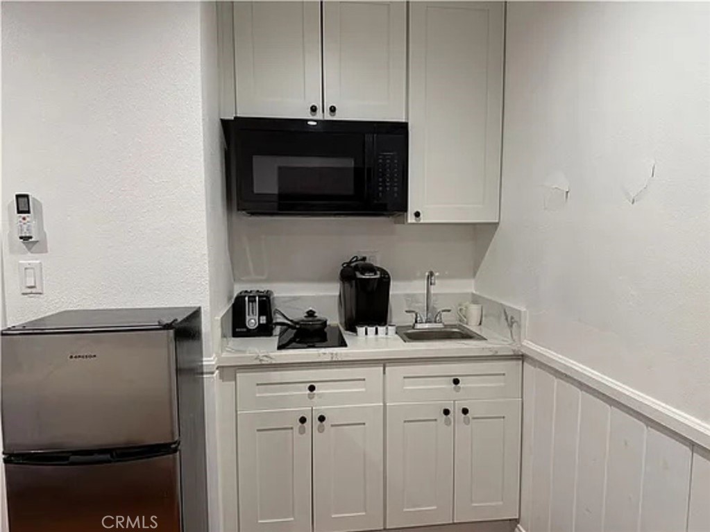 7029 Bellaire Property Photo 17