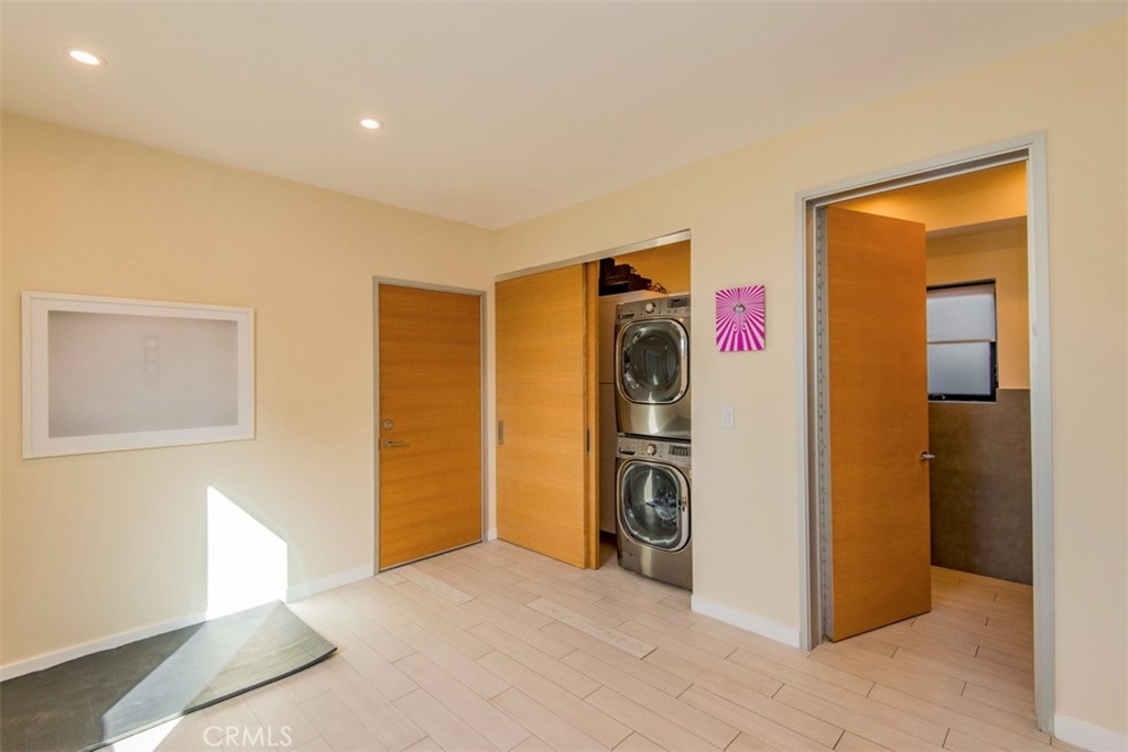 708 Hampton Drive Property Photo 21