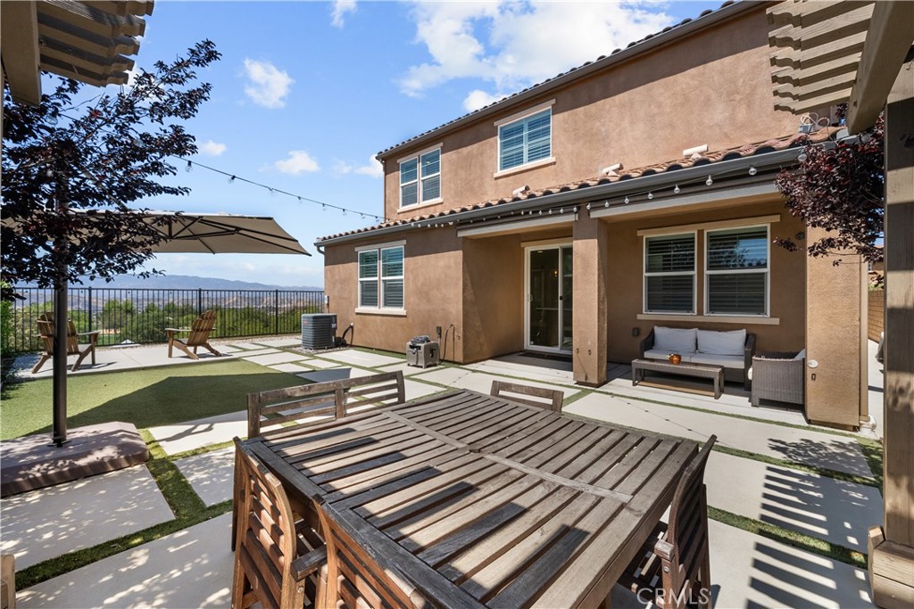 27278 Ardella Place Property Photo 22