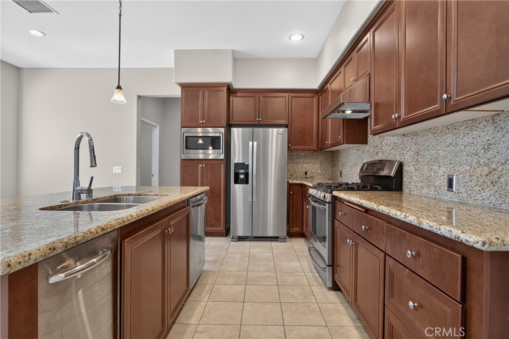 20329 Paseo Los Arcos Property Photo 7