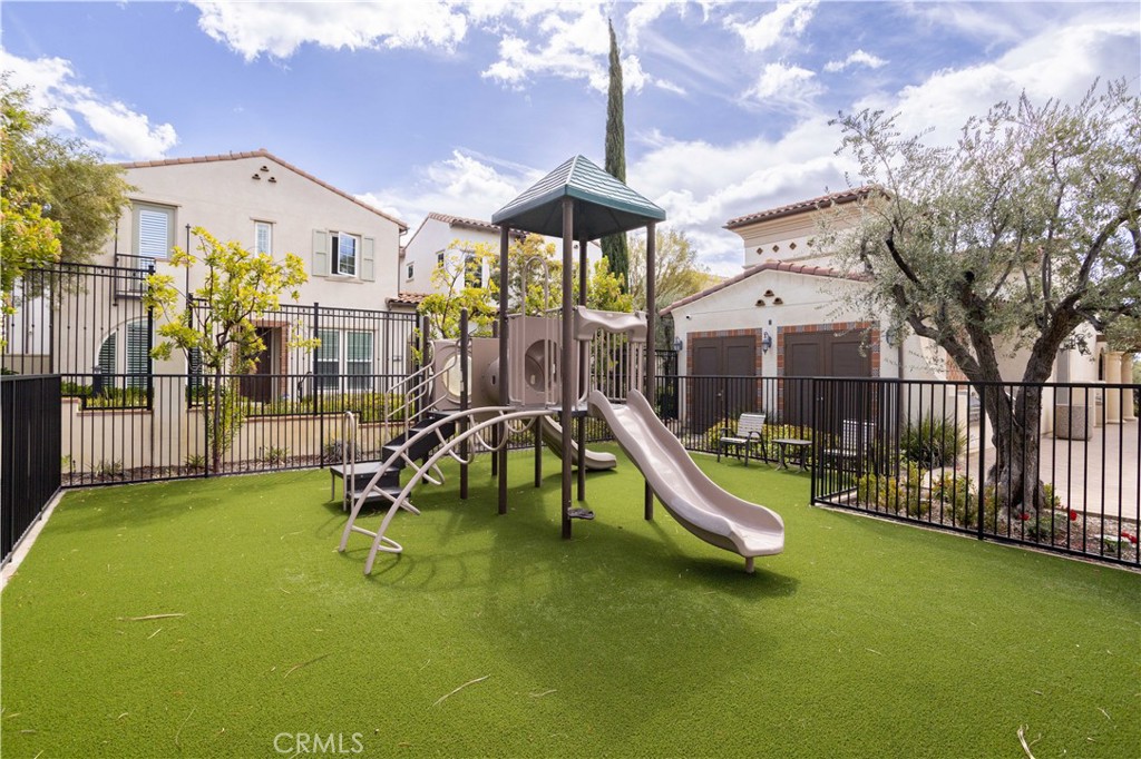 20329 Paseo Los Arcos Property Photo 37