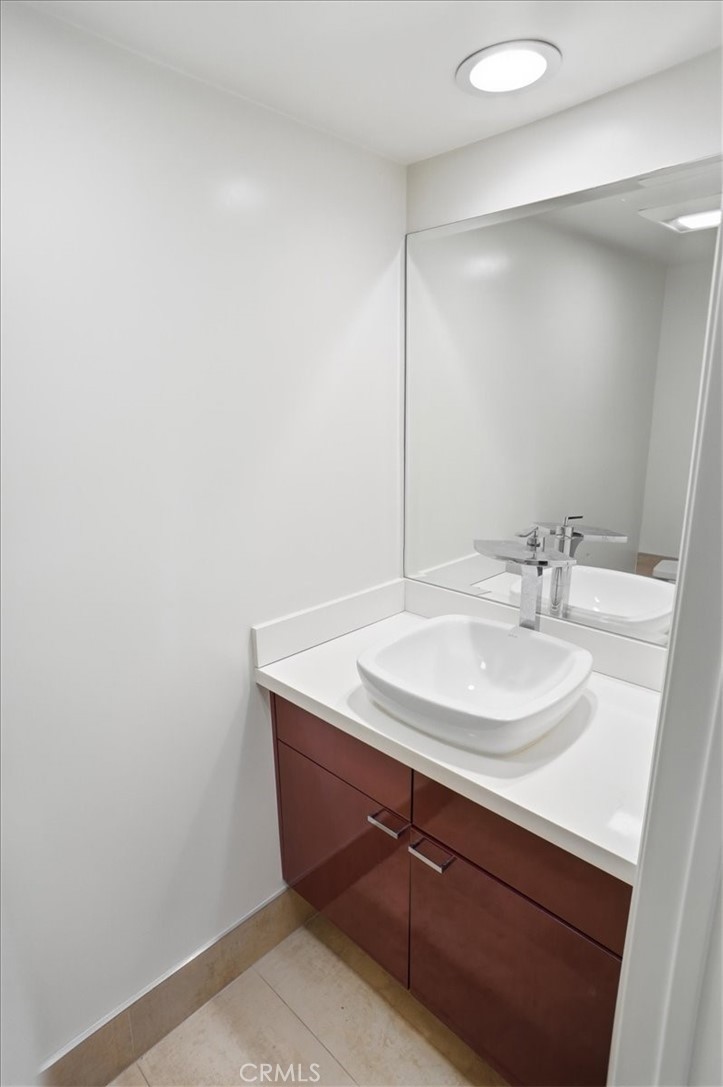 9000 Vanalden Avenue 144 Property Photo 11