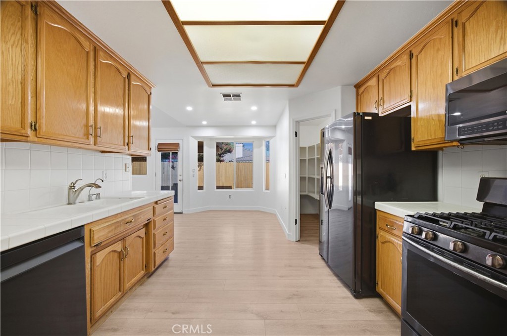 5009 Shaman Court Property Photo 18