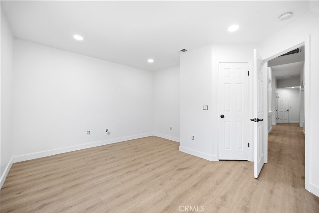 5009 Shaman Court Property Photo 25