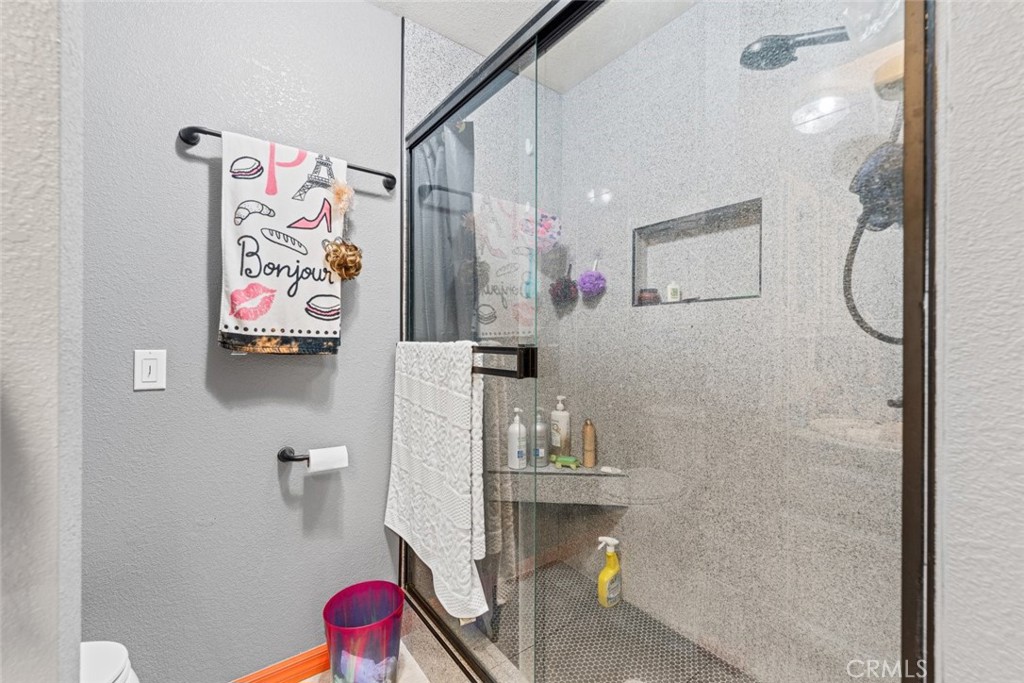 9121 Grove Avenue Property Photo 25