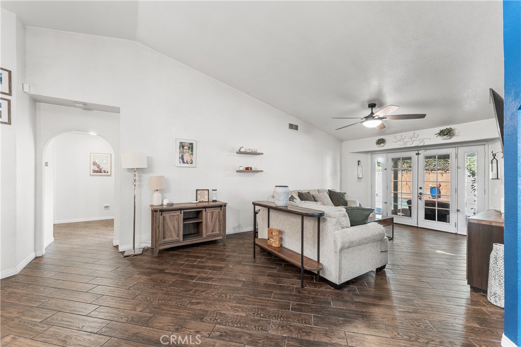 44003 Shad Property Photo 5