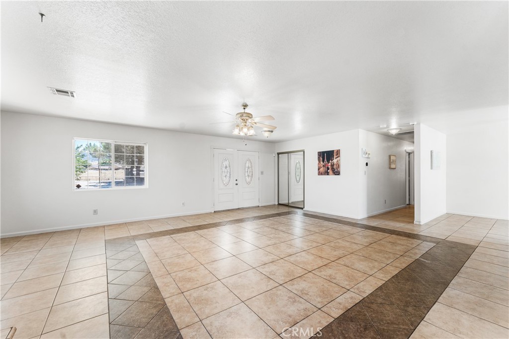 21208 Madre Property Photo 10