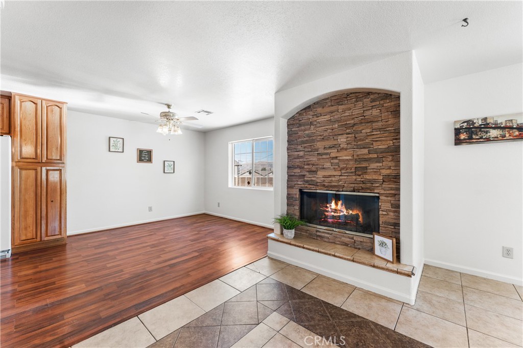 21208 Madre Property Photo 13